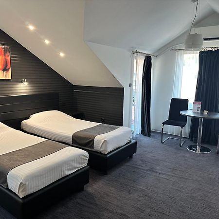 סקופיה Sienna Apartments מראה חיצוני תמונה