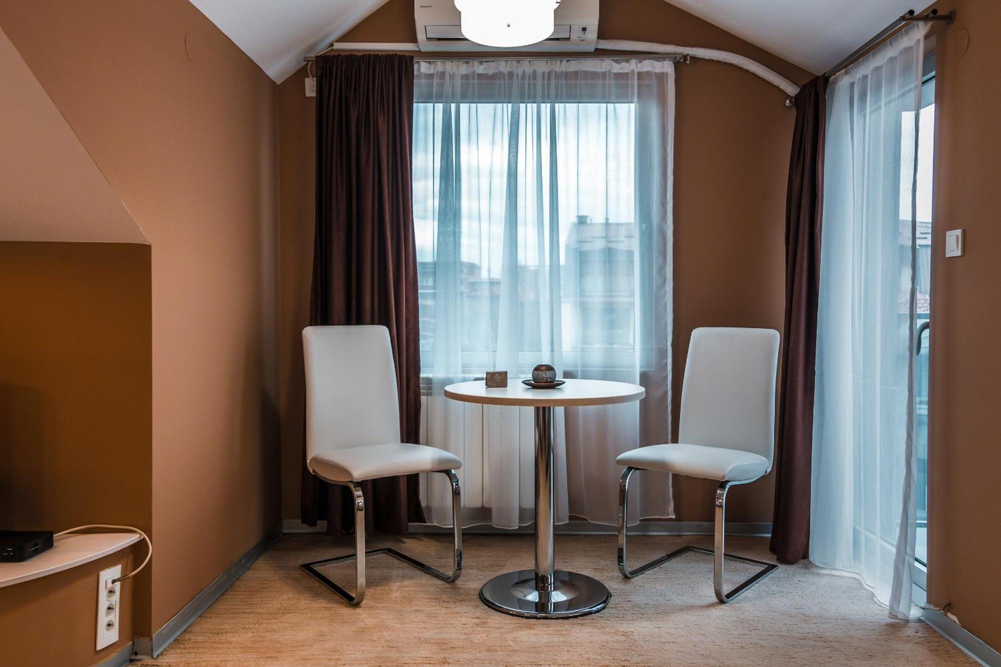 סקופיה Sienna Apartments מראה חיצוני תמונה