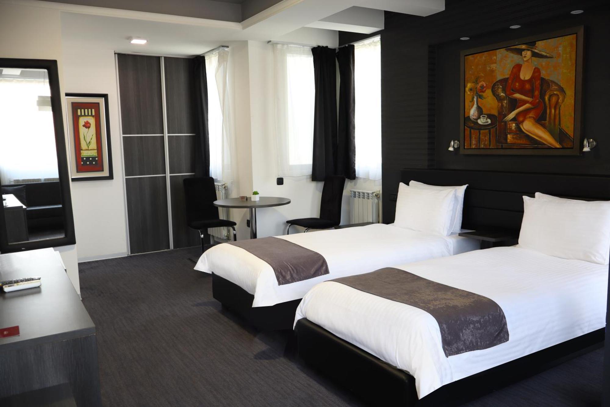 סקופיה Sienna Apartments מראה חיצוני תמונה